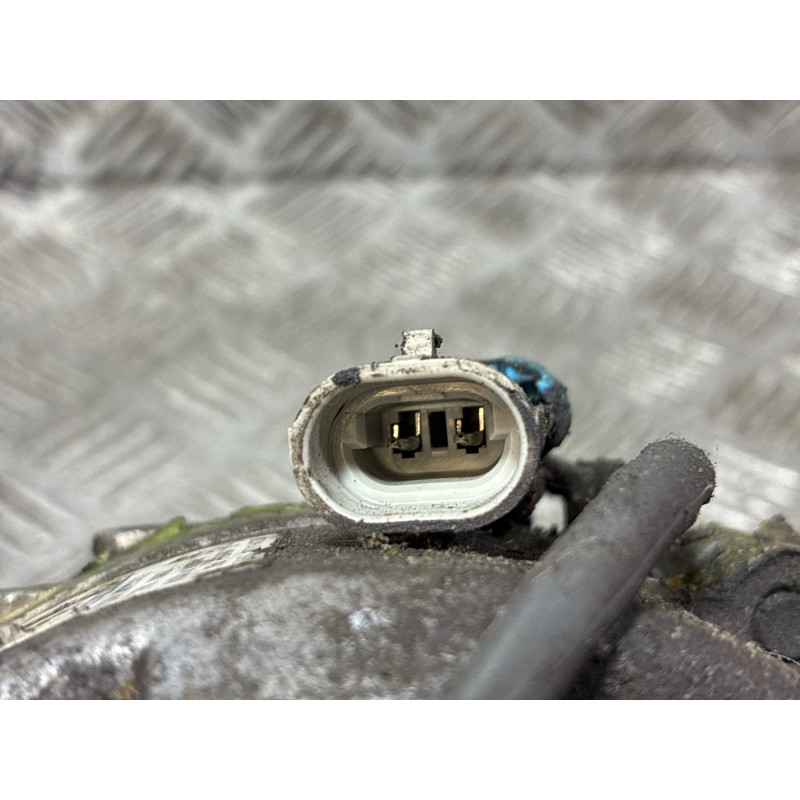Compresseur clim OPEL ADAM Photo n°1