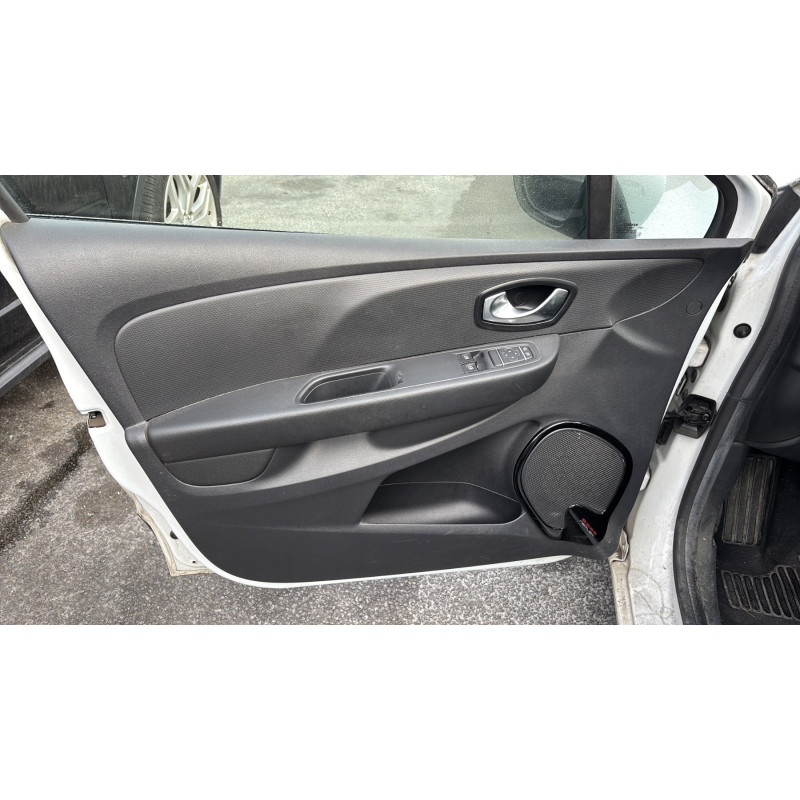 Actionneur verrou trappe d'essence RENAULT CLIO 4 Photo n°13