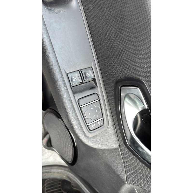 Actionneur verrou trappe d'essence RENAULT CLIO 4 Photo n°14