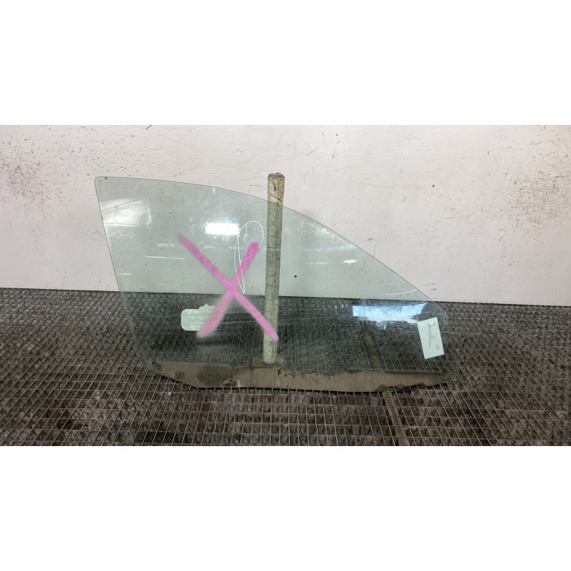 Vitre avant droit VOLKSWAGEN BORA Photo n°1