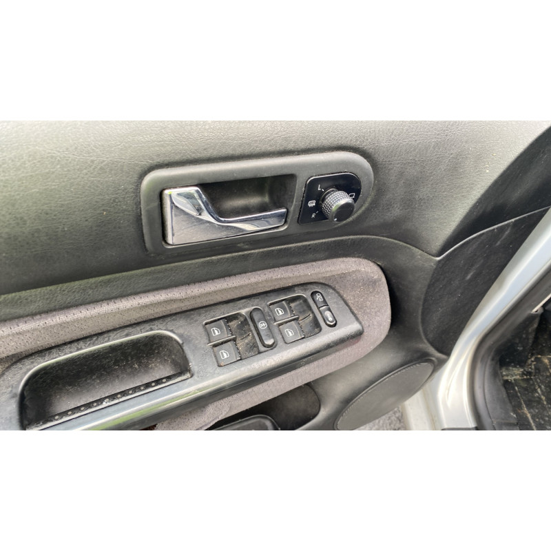 Vitre avant droit VOLKSWAGEN BORA Photo n°14