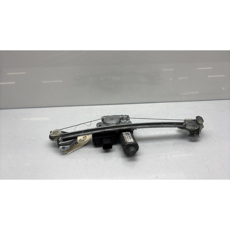 Leve vitre electrique arriere gauche OPEL ASTRA H Photo n°4