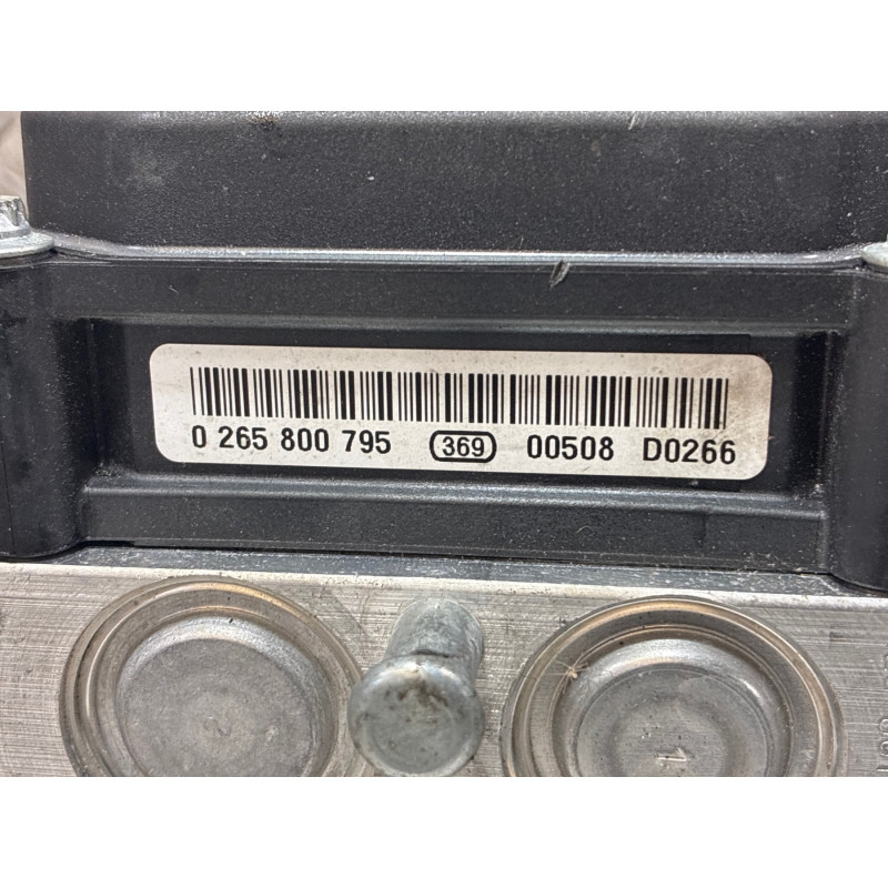 Bloc ABS (freins anti-blocage) HYUNDAI I 20 1 Photo n°2