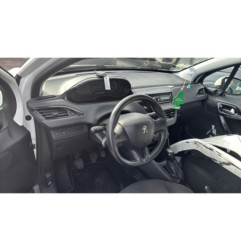 Feu arriere stop central PEUGEOT 208 1