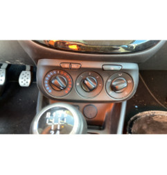Feu arriere stop central OPEL CORSA E