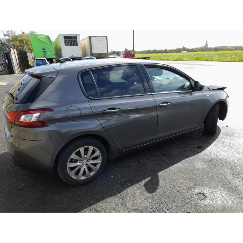 Plage arriere PEUGEOT 308 2 Photo n°10