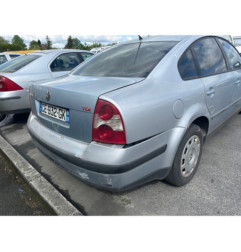 Aile avant droit VOLKSWAGEN PASSAT 4