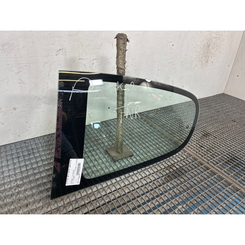 Vitre arriere gauche CITROEN C1 1 Photo n°3