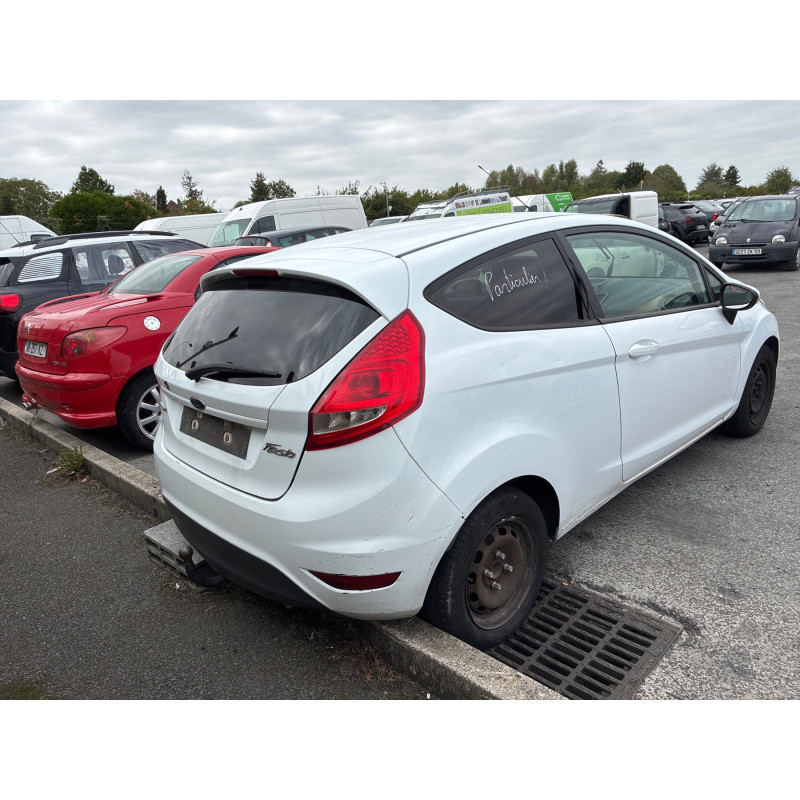 FORD FIESTA 6 PHASE 1 1.6 TDCI - 8V TURBO Photo n°7