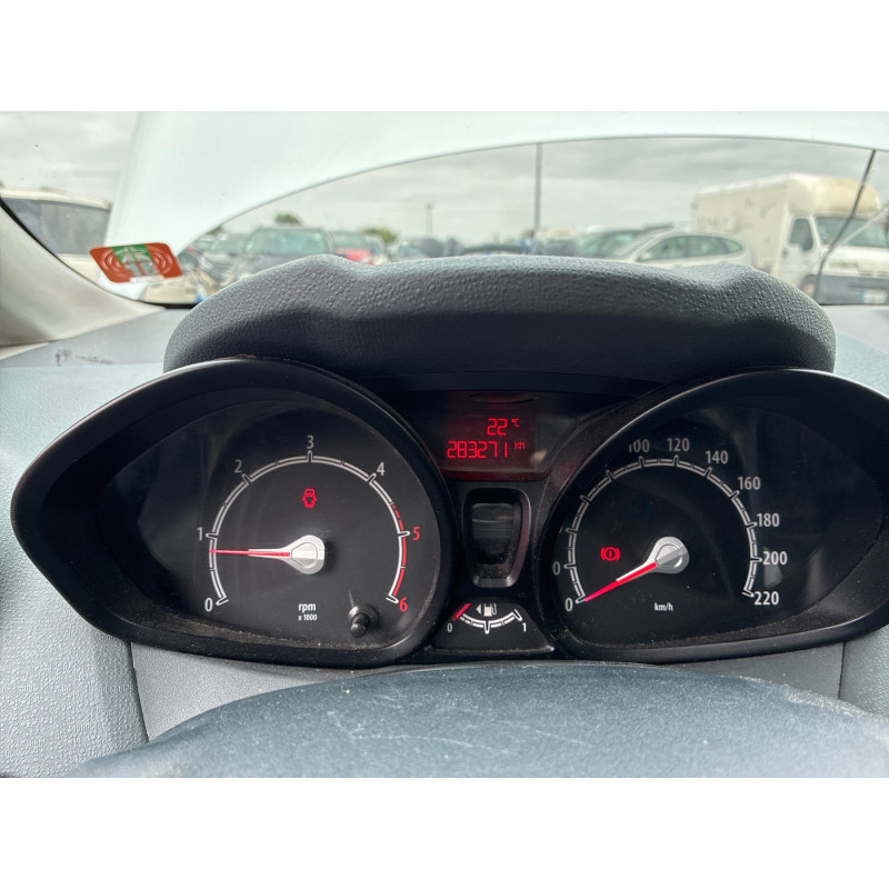 FORD FIESTA 6 PHASE 1 1.6 TDCI - 8V TURBO Photo n°17