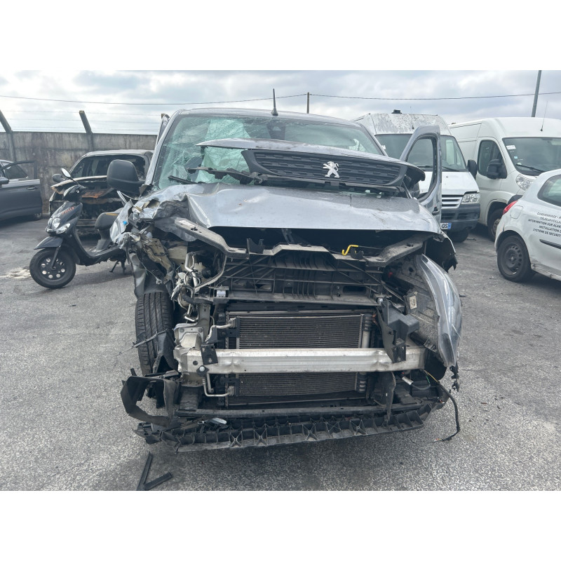 PEUGEOT PARTNER 3 PHASE 1 1.5 BLUE HDI - 16V TURBO Photo n°4