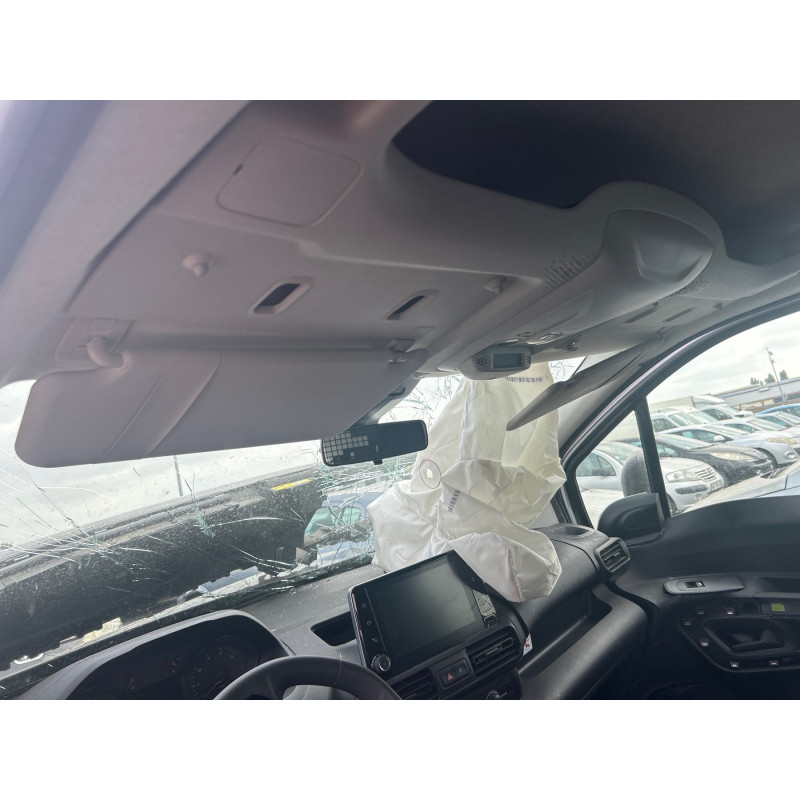 PEUGEOT PARTNER 3 PHASE 1 1.5 BLUE HDI - 16V TURBO Photo n°8