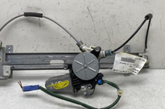 Leve vitre electrique avant droit HONDA CIVIC 7 Photo n°1