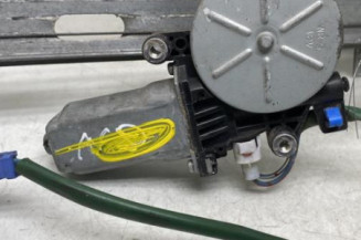 Leve vitre electrique avant droit HONDA CIVIC 7