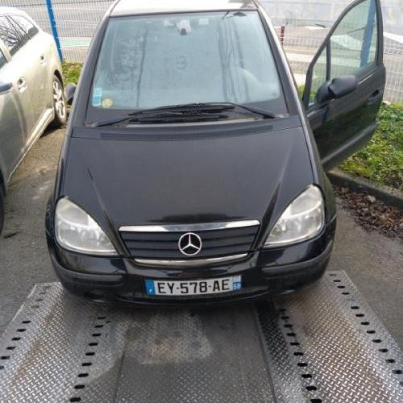 Feu arriere principal droit (feux) MERCEDES CLASSE A 168 Photo n°4