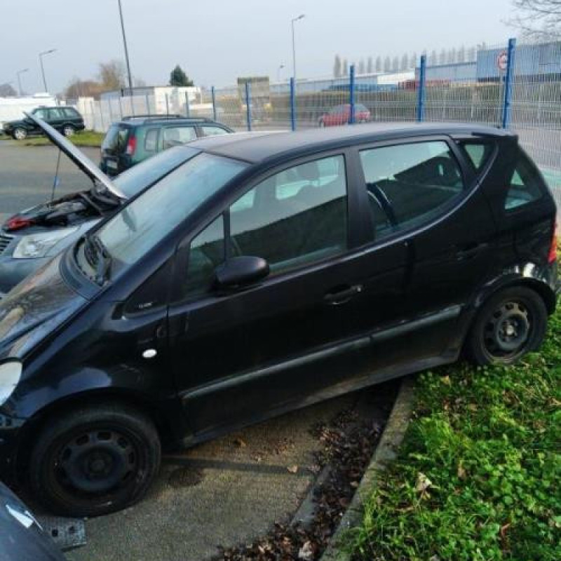 Feu arriere principal droit (feux) MERCEDES CLASSE A 168 Photo n°6