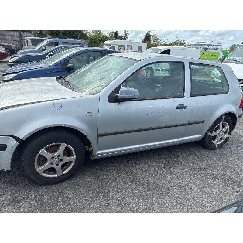 Trappe d'essence VOLKSWAGEN GOLF 4 Photo n°8