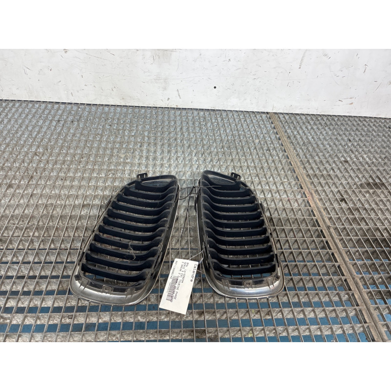 Calandre BMW SERIE 3 E91 Photo n°3