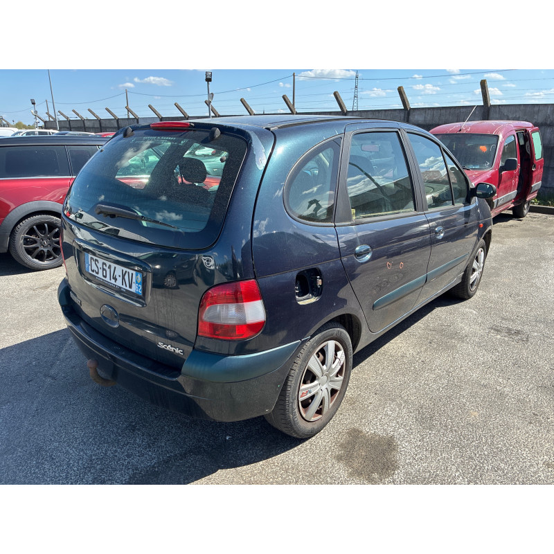 Bouton de warning RENAULT SCENIC 1 Photo n°8