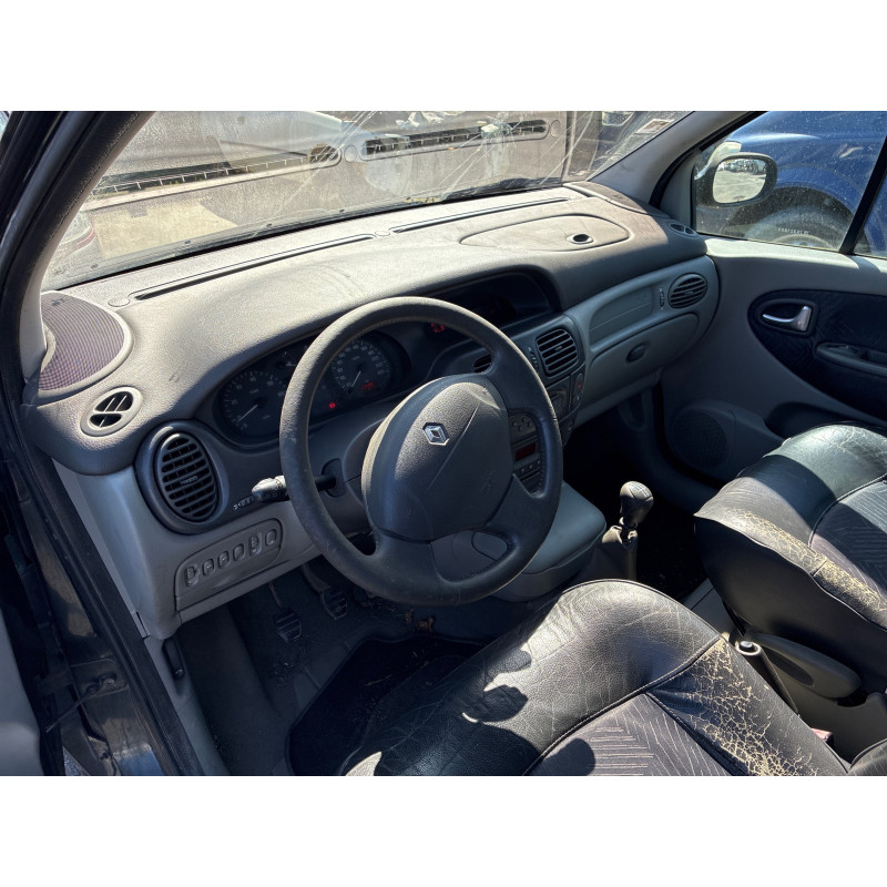 Bouton de warning RENAULT SCENIC 1 Photo n°16