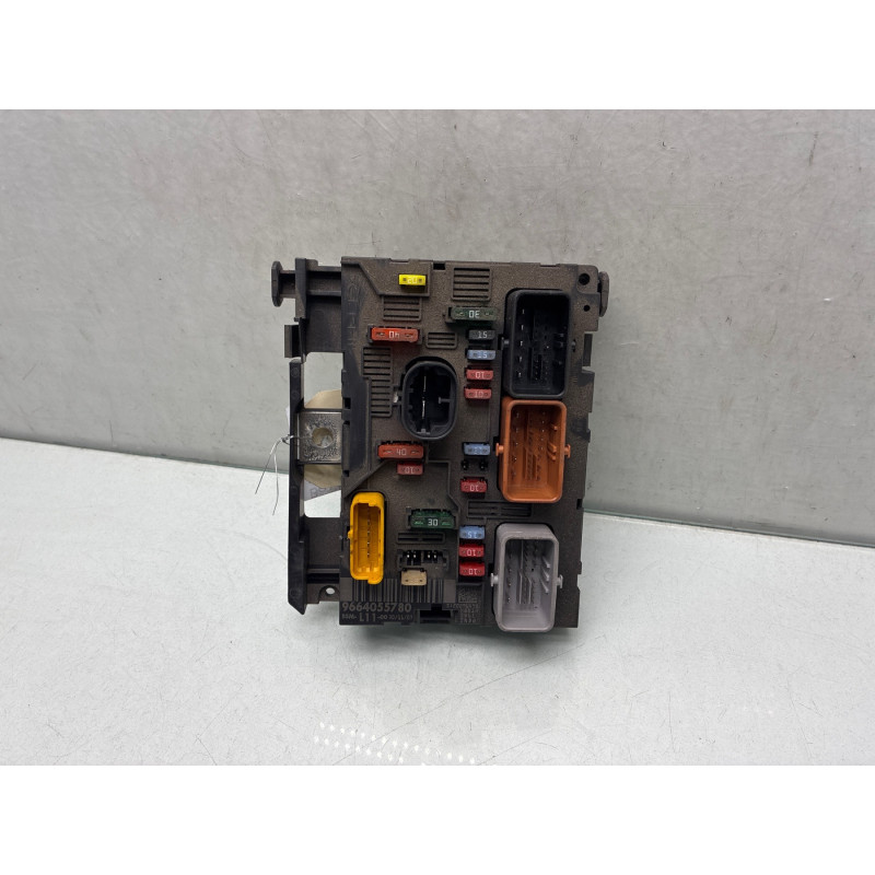 Boitier servitude moteur (BSM) PEUGEOT 307 Photo n°3