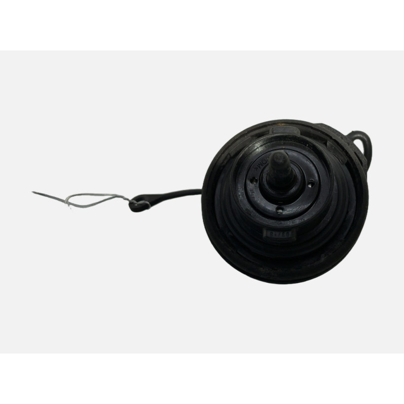 Bouchon de carburant VOLKSWAGEN POLO 6 Photo n°3