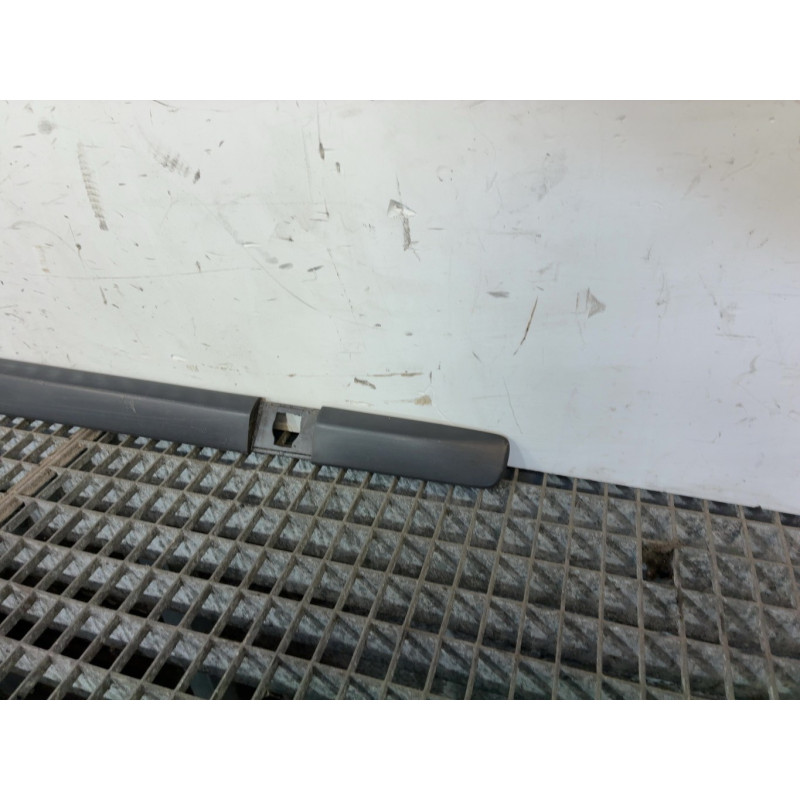 Baguette de porte avant droite RENAULT CLIO 3 Photo n°3