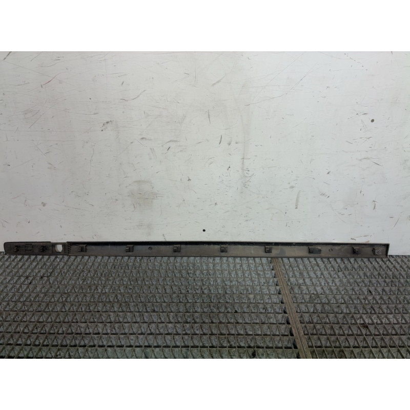Baguette de porte avant droite RENAULT CLIO 3 Photo n°4