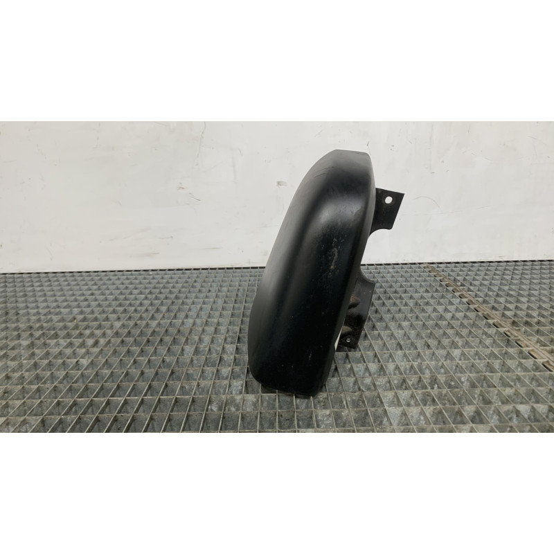 Crosse arriere gauche RENAULT TRAFIC 3 COURT Photo n°2