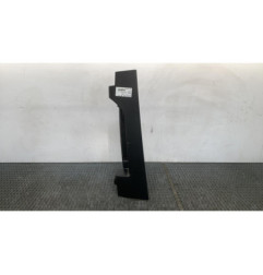 Enjoliveur de feu arriere droit RENAULT TRAFIC 3 COURT Photo n°1