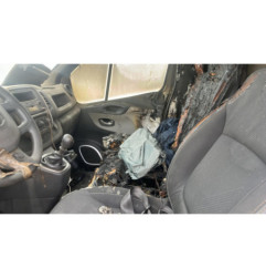Enjoliveur de feu arriere gauche RENAULT TRAFIC 3 COURT
