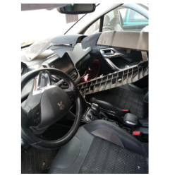 Crosse arriere droit PEUGEOT 2008 1