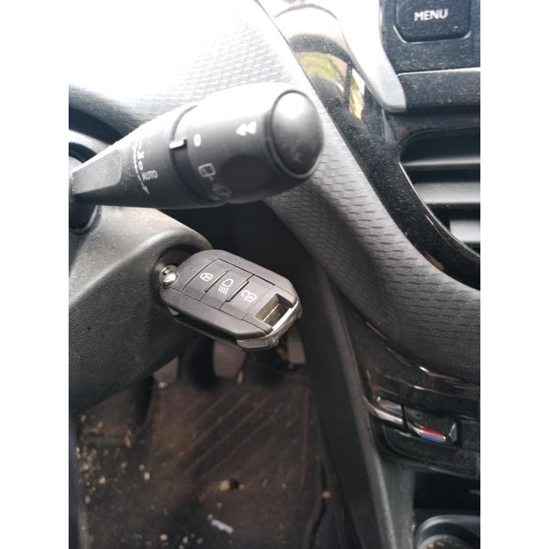 Crosse arriere droit PEUGEOT 2008 1 Photo n°11