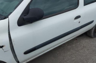 Serrure avant gauche RENAULT CLIO 2 CAMPUS
