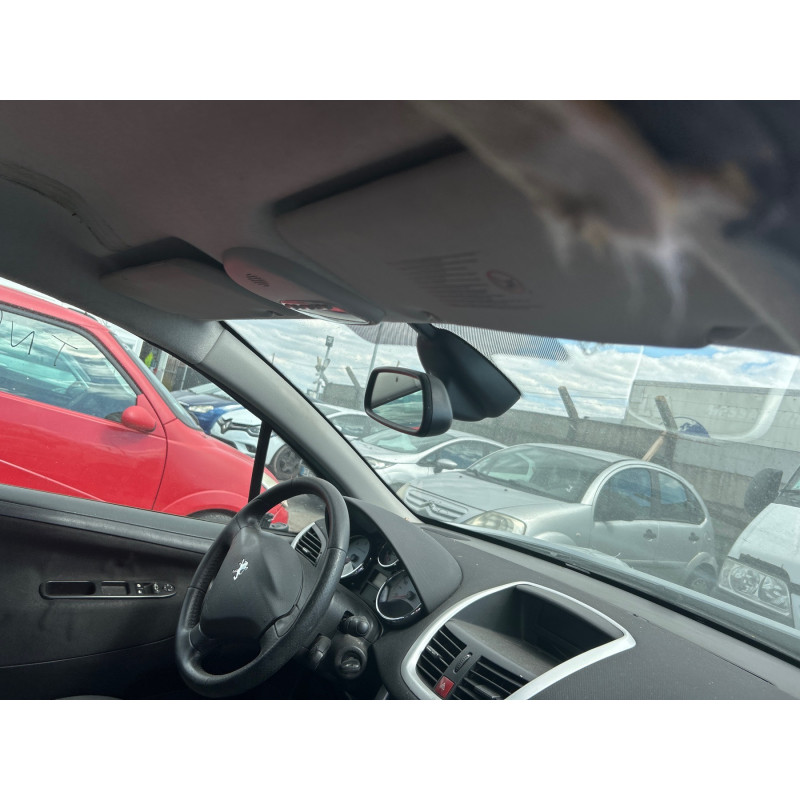 Feu arriere stop central PEUGEOT 207 Photo n°6
