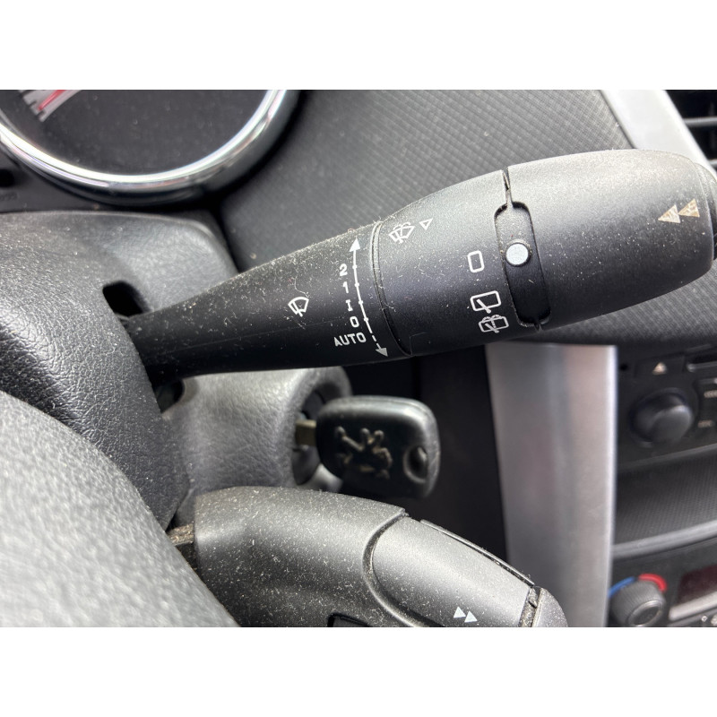 Serrure de coffre PEUGEOT 207 Photo n°3