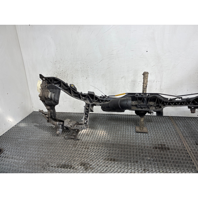 Face avant MERCEDES CLASSE A 169 Photo n°3