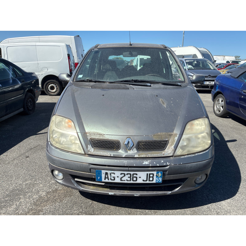 Feu arriere principal gauche (feux) RENAULT SCENIC 1 Photo n°11