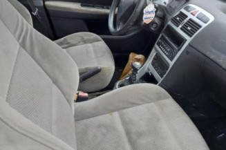 Serrure avant droit PEUGEOT 307