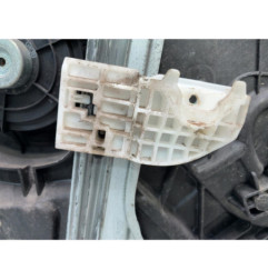 Leve vitre electrique avant gauche HYUNDAI I 30 2