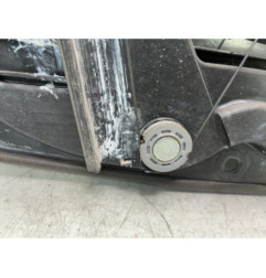 Leve vitre electrique avant droit HYUNDAI I 30 2