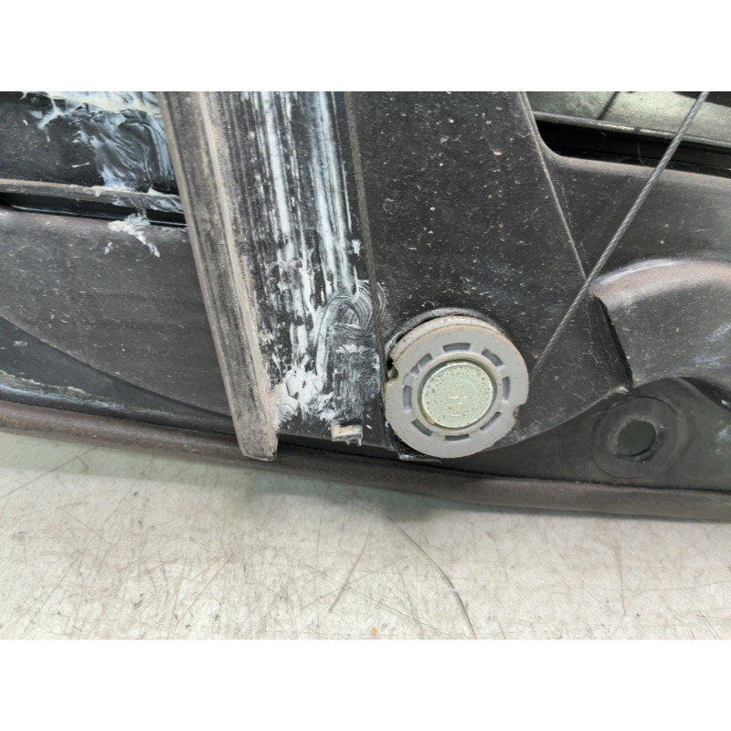 Leve vitre electrique avant droit HYUNDAI I 30 2 Photo n°8