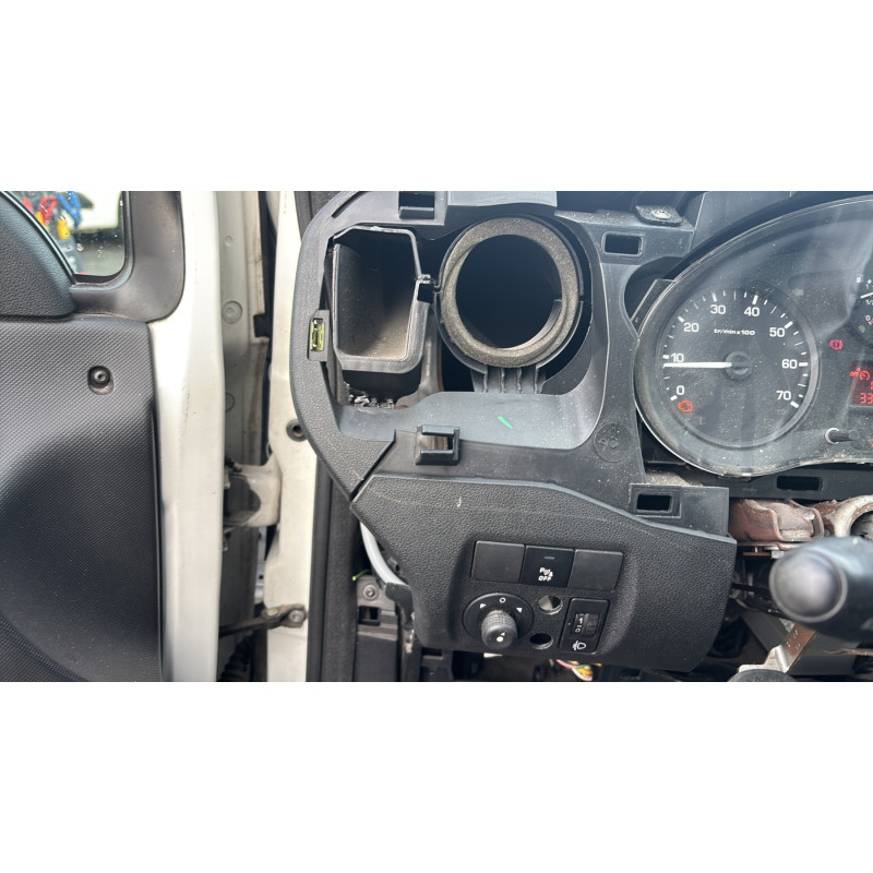 Pretensionneur de ceinture avant droit CITROEN BERLINGO 2 Photo n°19