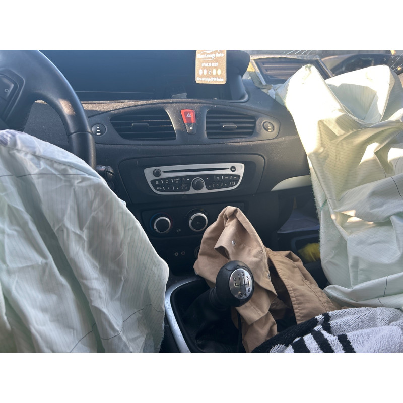 Feu arriere stop central RENAULT GRAND SCENIC 3 Photo n°15