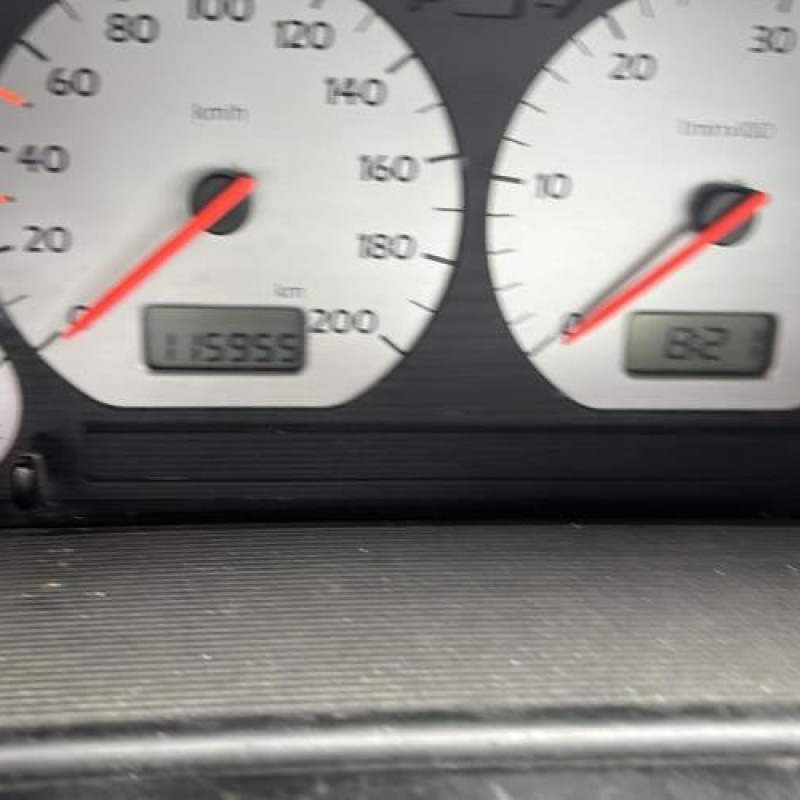 Porte avant droit VOLKSWAGEN GOLF 3 Photo n°13