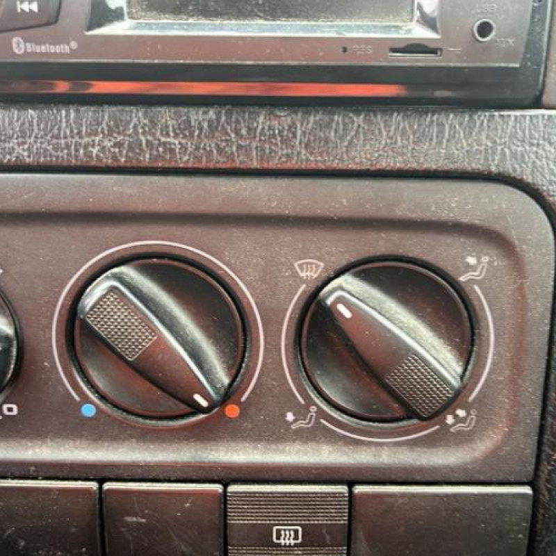 Porte avant droit VOLKSWAGEN GOLF 3 Photo n°15