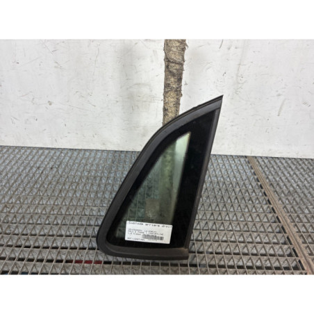 Custode arriere droit VOLKSWAGEN POLO 6 Photo n°1