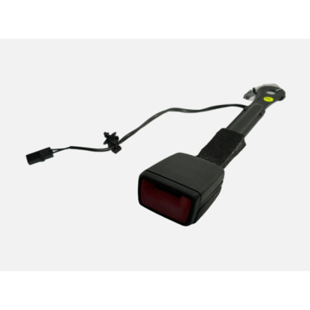 Attache ceinture avant droit VOLKSWAGEN POLO 6