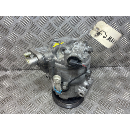 Compresseur clim OPEL ASTRA J Photo n°1