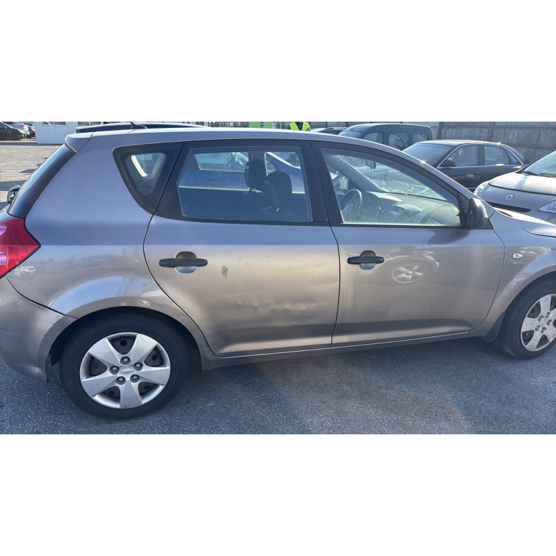 Aile avant gauche KIA CEE-D 1 Photo n°11